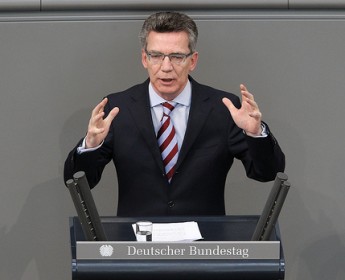 De Maizière und die Bundeswehr-Reform: "Werde eckig, Kreis!"