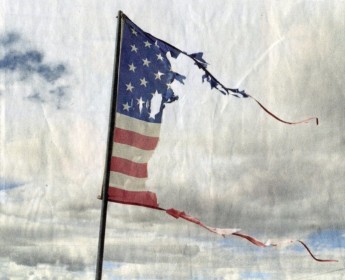 Selbstzerstörung im Autopilot - 5 Zeichen, dass die US-Macht gerade implodiert