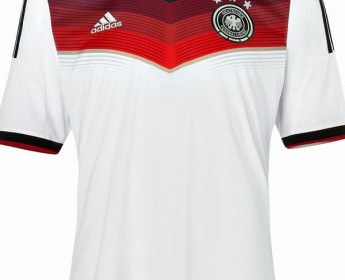 Schwarz-Weiß-Rotes Nationaltrikot - kann man ja mal machen